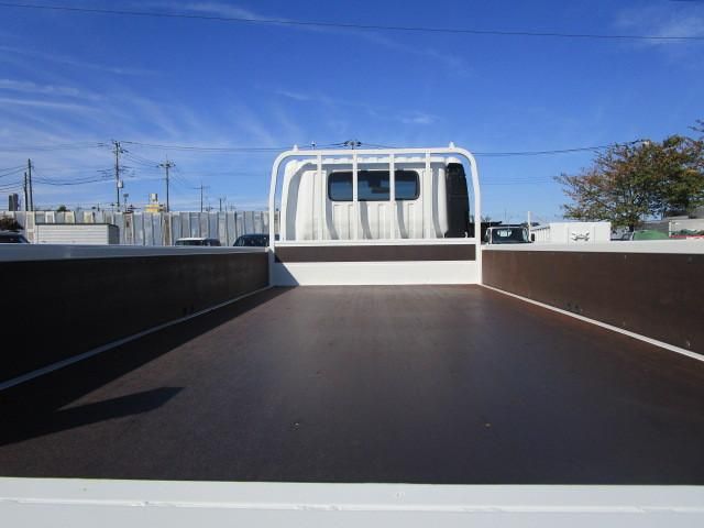 Hino DUTRO 2024-06 6274323-6