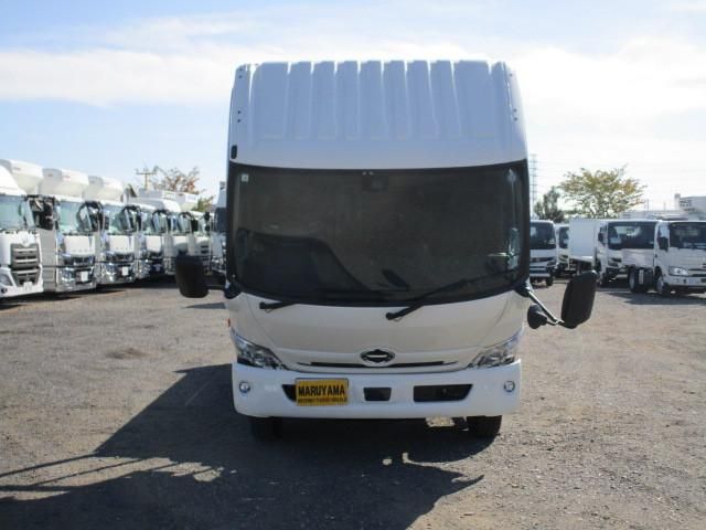 Hino DUTRO 2024-06 6274323-7