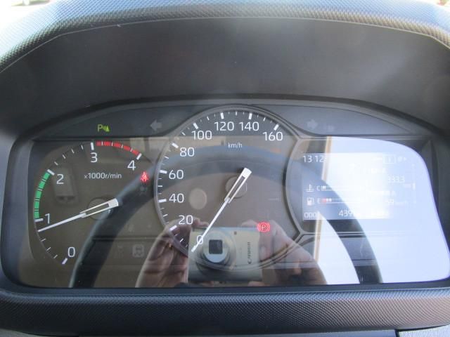 Hino DUTRO 2024-06 6274323-8
