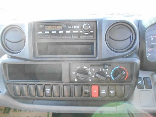 Hino DUTRO 2016-06 6270283-12