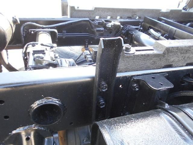 Hino DUTRO 2016-06 6270283-17