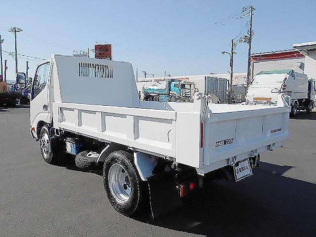 Hino DUTRO 2016-06 6270283-3