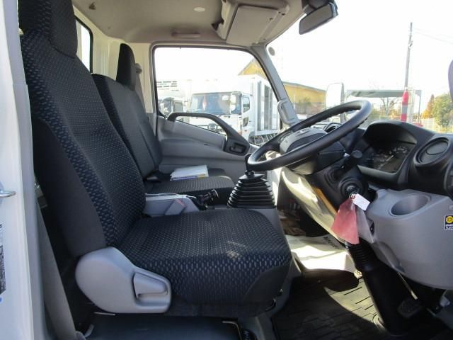 Hino DUTRO 2024-02 6274322-9