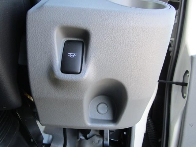 Hino DUTRO 2024-02 6274322-12