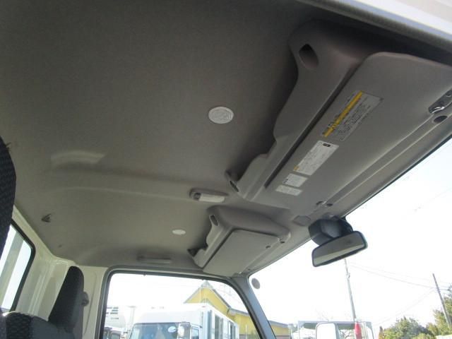 Hino DUTRO 2024-02 6274322-17