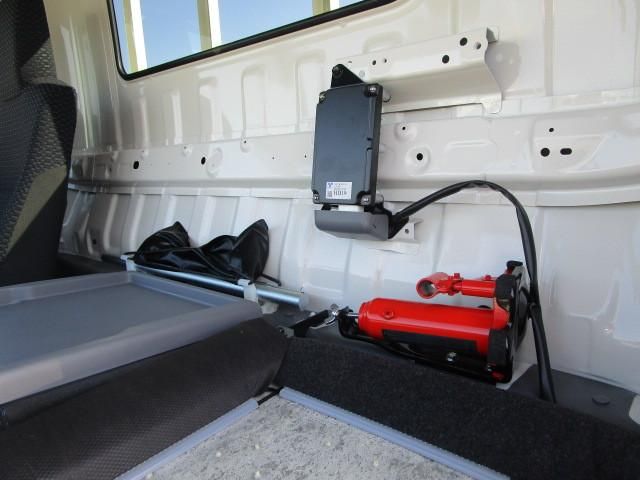 Hino DUTRO 2024-02 6274322-19