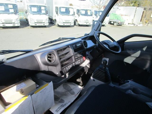 Hino DUTRO 2024-02 6274322-20