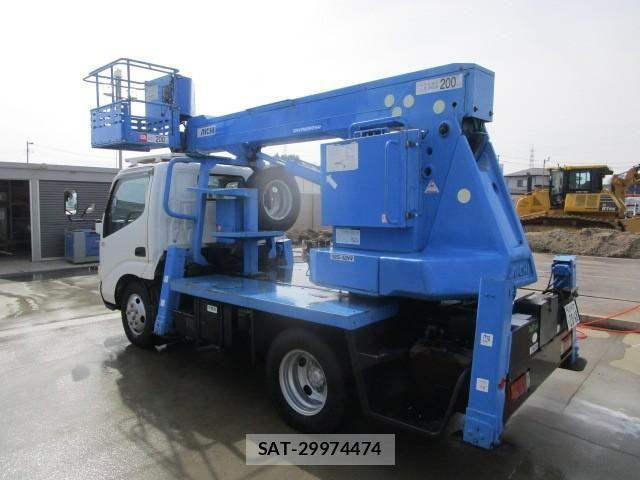 Hino DUTRO 2007-10 6303827-2