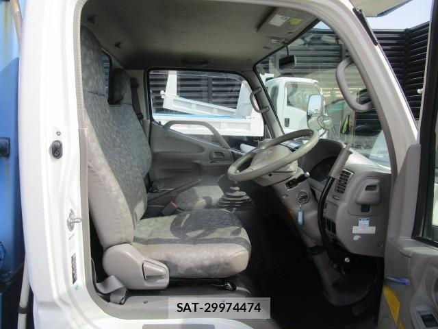 Hino DUTRO 2007-10 6303827-6