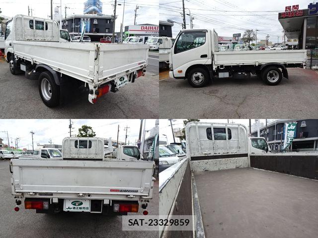 Hino DUTRO 2022-03 6303822-2