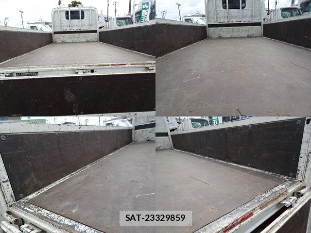 Hino DUTRO 2022-03 6303822-5