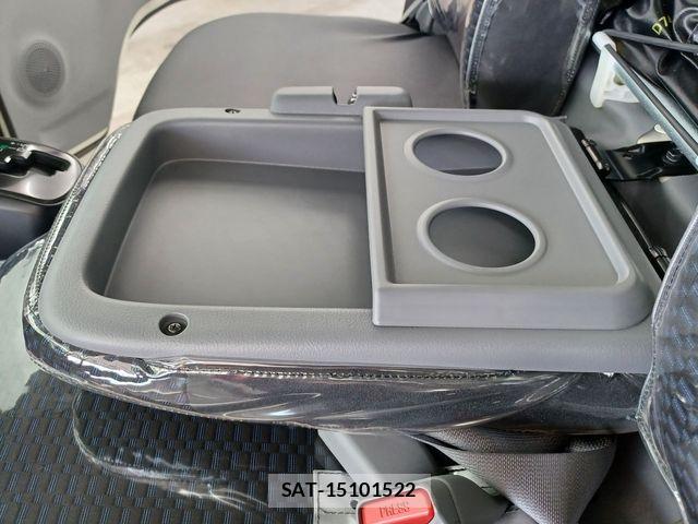 Hino DUTRO 2026-03 6497042-23