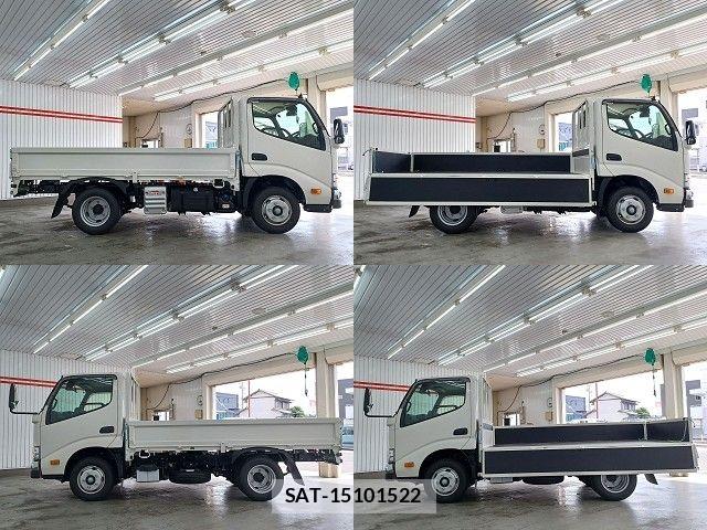 Hino DUTRO 2026-03 6497042-4