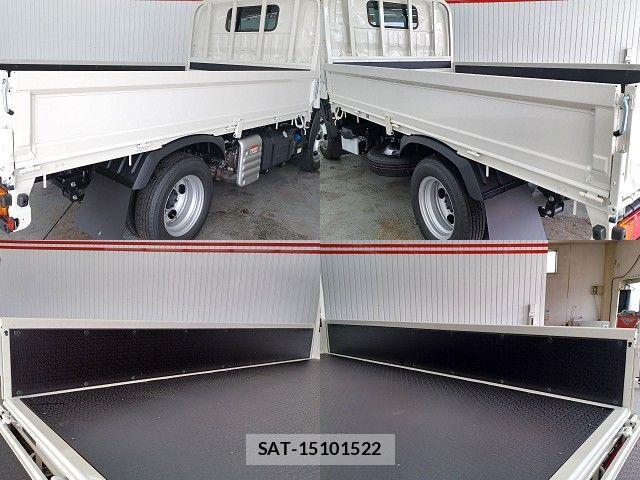 Hino DUTRO 2026-03 6497042-8