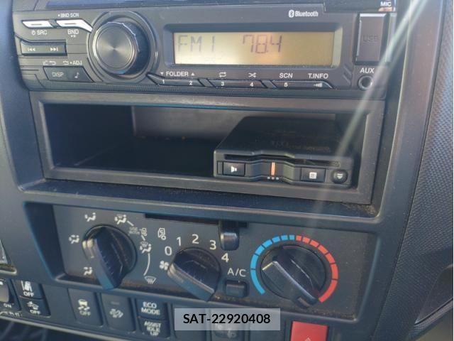 Hino DUTRO 2019-11 6497044-15