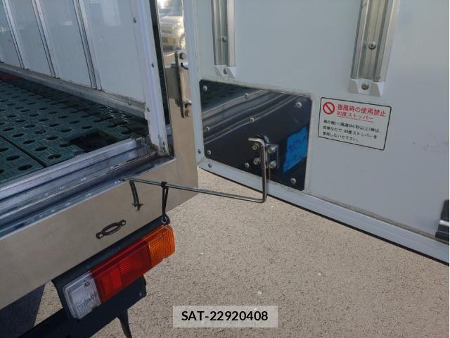 Hino DUTRO 2019-11 6497044-6