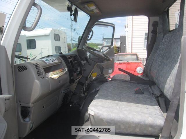 Hino DUTRO 2008-03 6497053-22