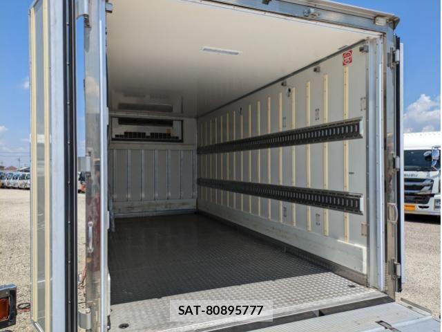Hino DUTRO 2018-07 6497040-20