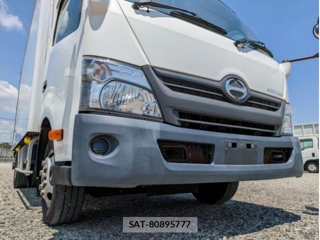Hino DUTRO 2018-07 6497040-4