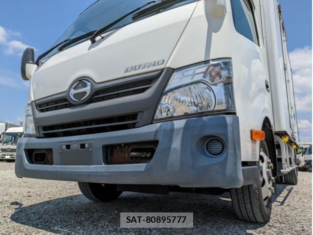 Hino DUTRO 2018-07 6497040-5