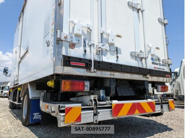 Hino DUTRO 2018-07 6497040-7