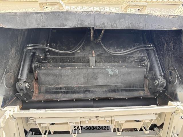Hino DUTRO 2017-05 6525975-25