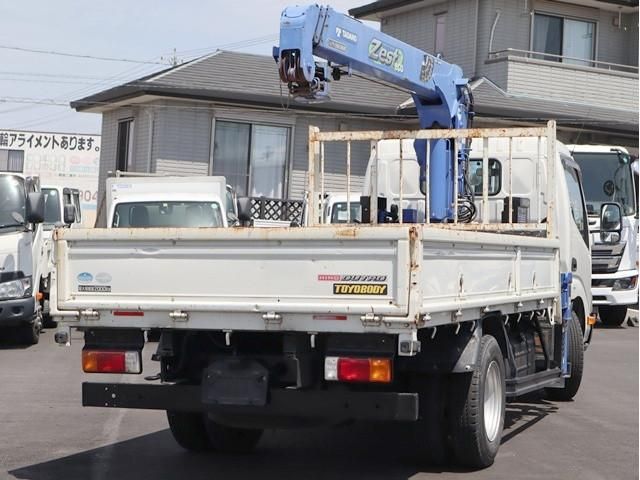 Hino DUTRO 2017-12 6530279-2