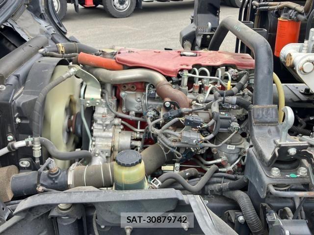 Hino DUTRO 2020-02 6525966-14