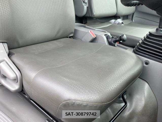 Hino DUTRO 2020-02 6525966-16