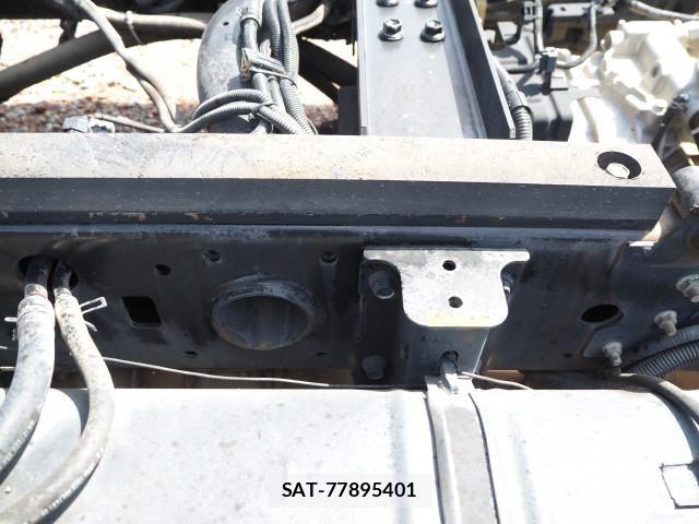 Hino DUTRO 2019-04 6525974-15