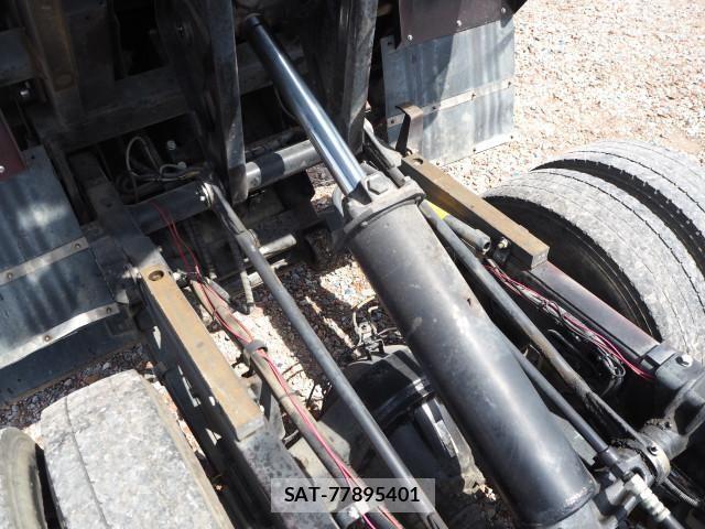 Hino DUTRO 2019-04 6525974-20