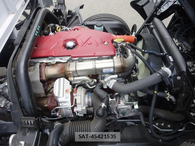 Hino DUTRO 2025-08 6525969-9