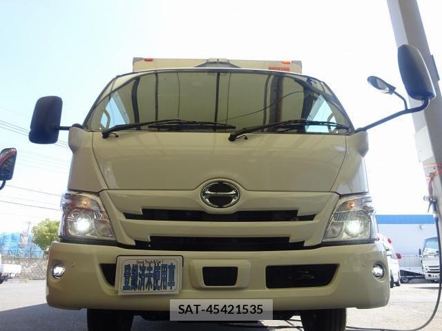 Hino DUTRO 2025-08 6525969-27