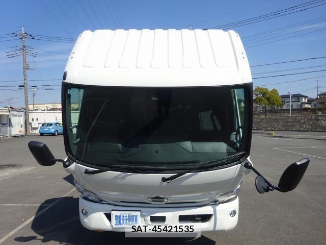Hino DUTRO 2025-08 6525969-28