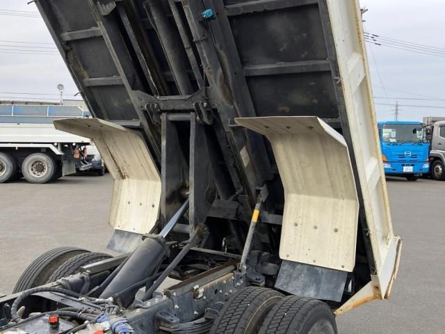Hino DUTRO 2019-12 6530273-12