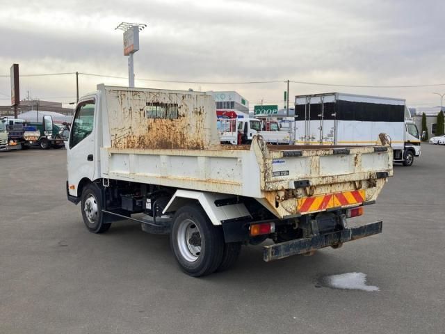 Hino DUTRO 2019-12 6530273-3