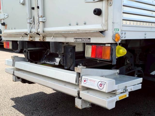 Hino DUTRO 2022-03 6530274-20
