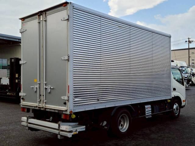 Hino DUTRO 2022-03 6530274-3