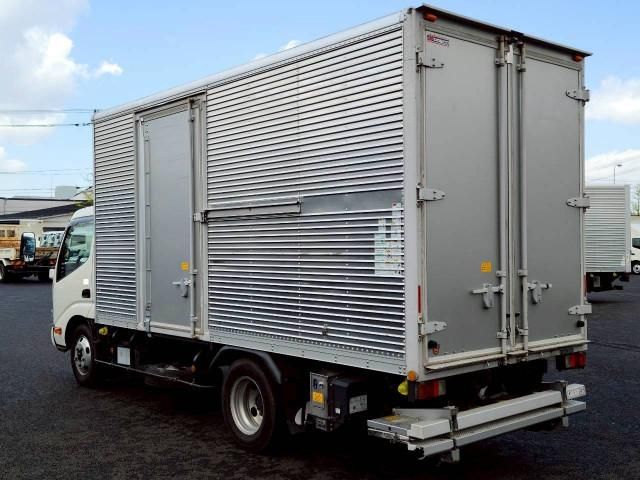 Hino DUTRO 2022-03 6530274-5