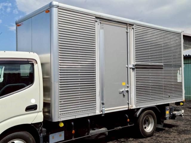 Hino DUTRO 2022-03 6530274-6