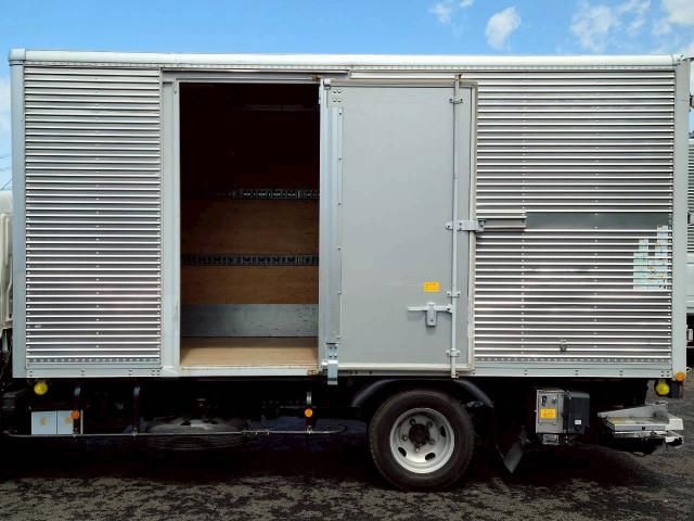 Hino DUTRO 2022-03 6530274-8