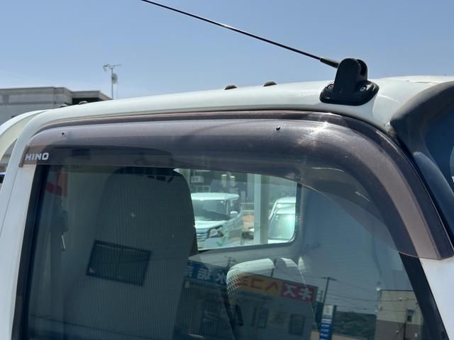Hino DUTRO 2016-09 6596357-6