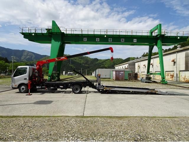 Hino DUTRO 2026-04 6596222-4