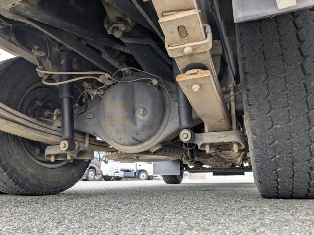Hino DUTRO 2018-03 6596396-10