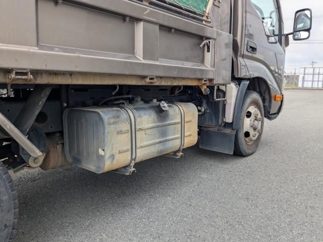 Hino DUTRO 2018-03 6596396-11