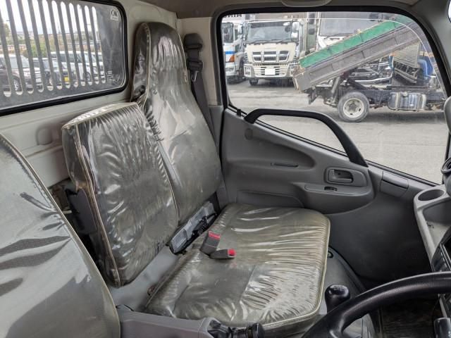 Hino DUTRO 2018-03 6596396-27