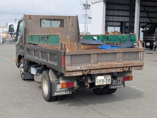 Hino DUTRO 2018-03 6596396-2