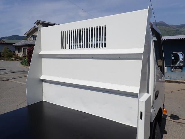 Hino DUTRO 2016-06 6596368-9