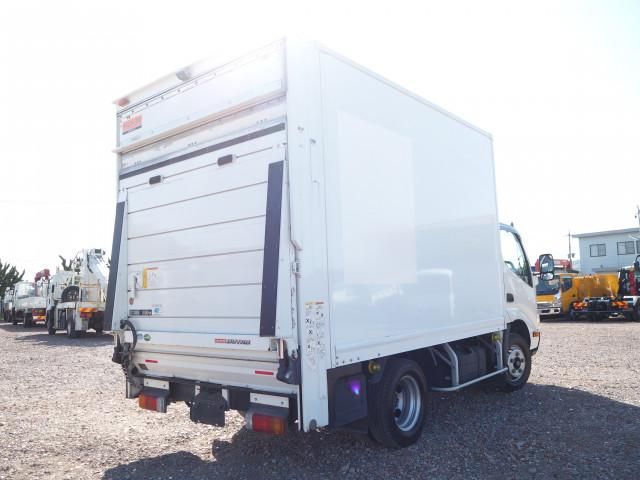 Hino DUTRO 2014-03 6596369-4