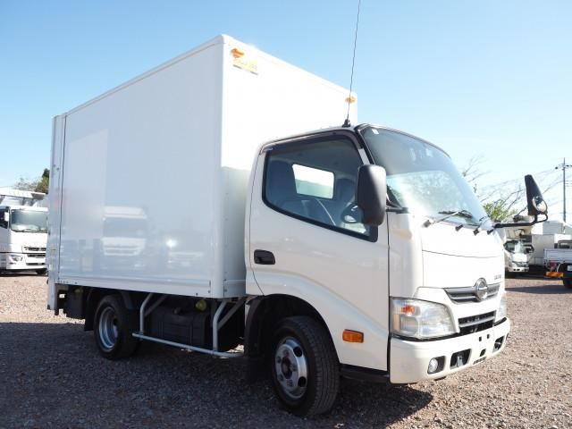 Hino DUTRO 2014-03 6596369-6